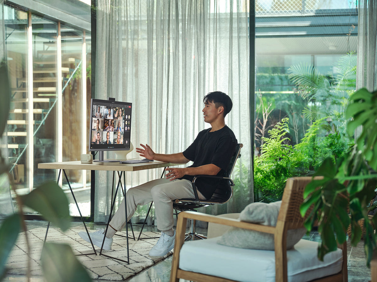HP OmniStudio X All-in-One 32-c0076in PC